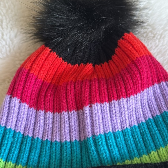 Bright beanie hat - Picture 3 of 3